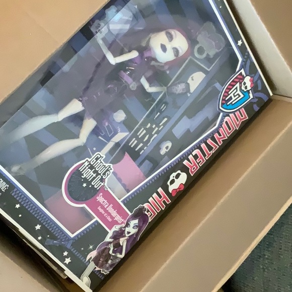 Monster High 2013 Spectra Rochelle Lagoona Ghouls Night Out New in Unopened Box - Picture 14 of 17